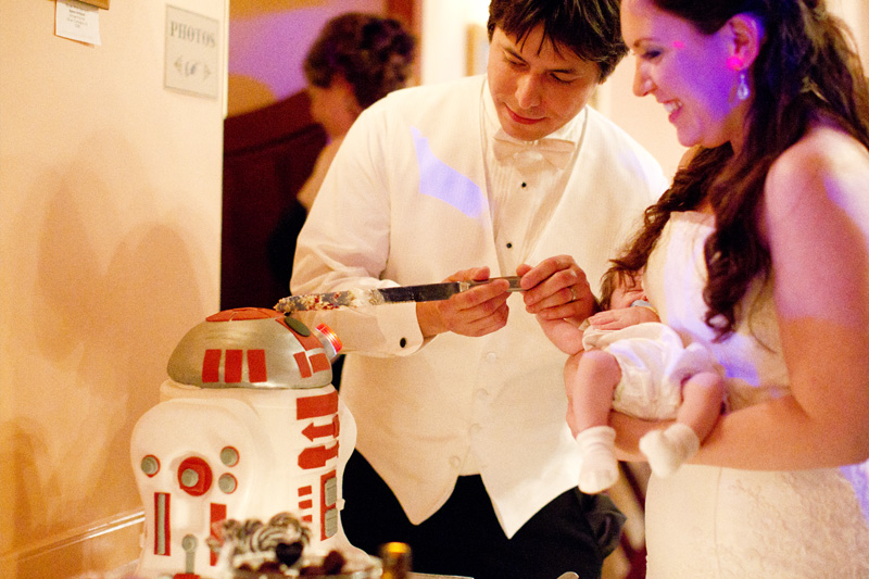 R2D2 Grooms Cake (5)