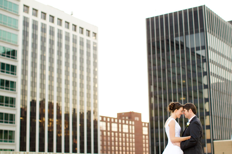Downtown Raleigh wedding pictures (27)