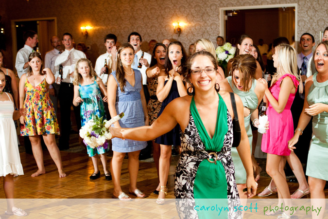 bouquet toss winner