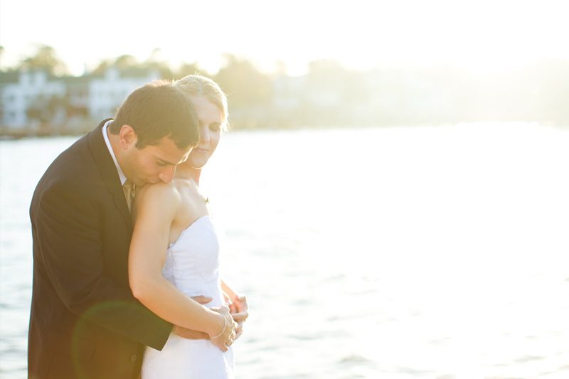 Roanoke Marshes Lighthouse wedding pictures (21)