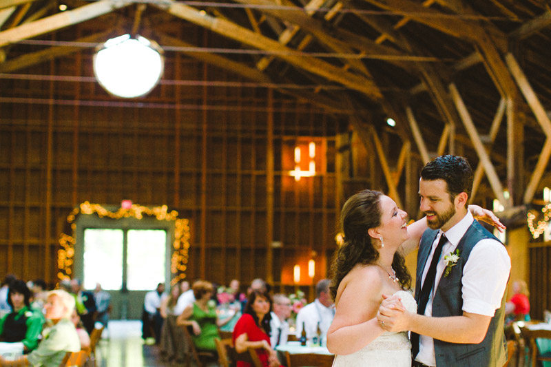 Weddin photographer in Pinehurst NC Fair Barn Wedding (8)