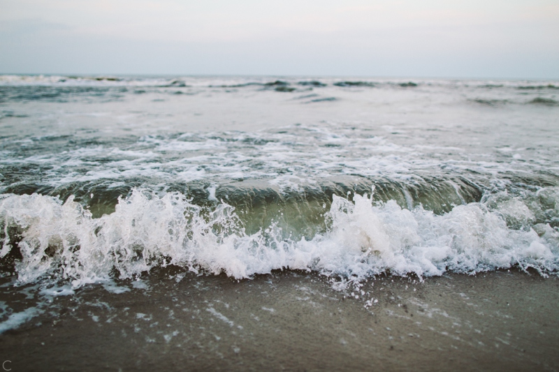 outer banks wedding photographers engagement session (2)