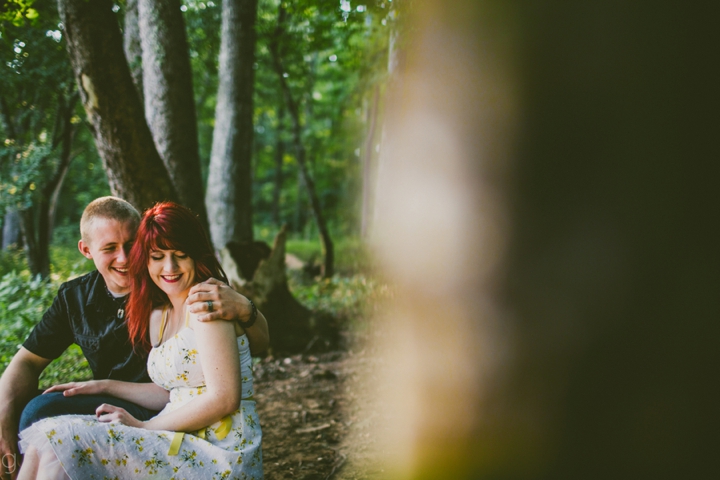 Engagement session couple