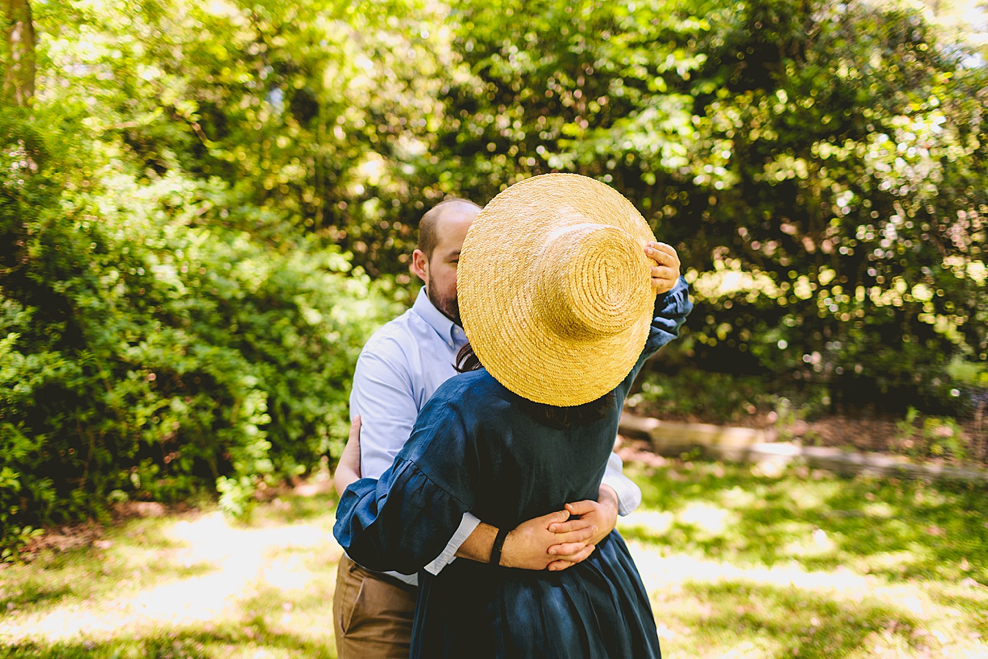 Couple portraits outside in yard