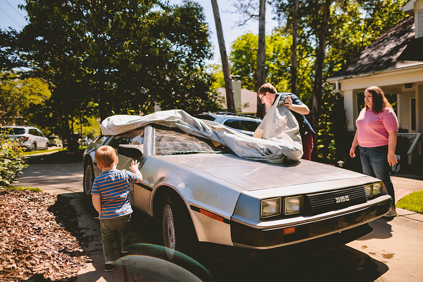 Family pictures with a DeLorean in Raleigh