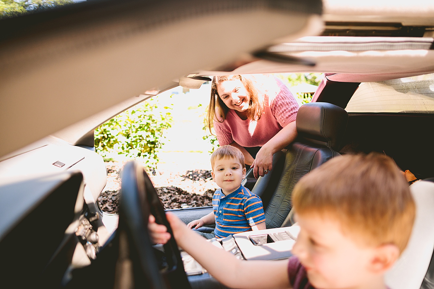 Family pictures with a DeLorean in Raleigh