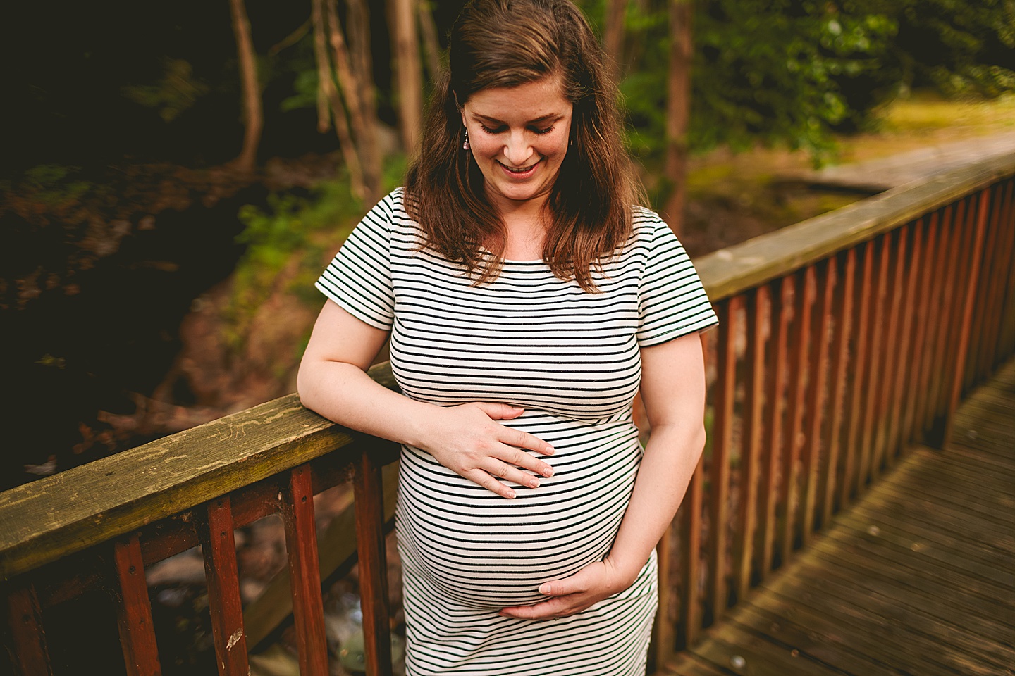 Maternity photographer Raleigh