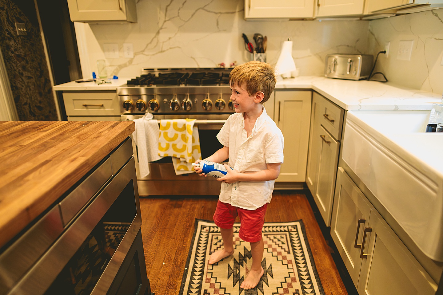 Food fight in kitchen