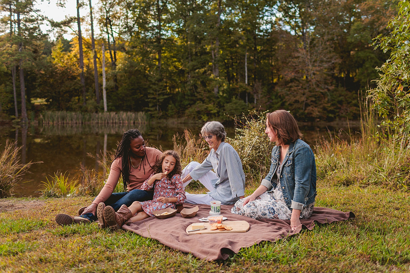 Family Photographer - Erin + Jessica // Family Photos in Chapel Hill