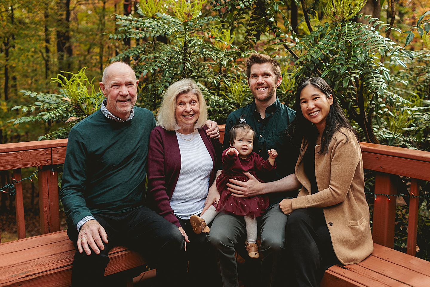 Family Photographer - Barbara + Gordon // Large Group Family Photos