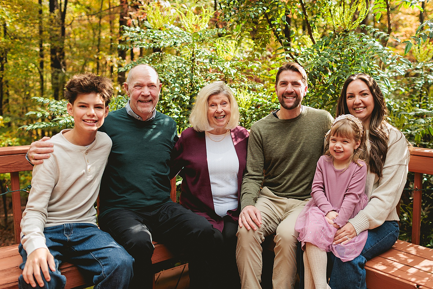 Family Photographer - Barbara + Gordon // Large Group Family Photos