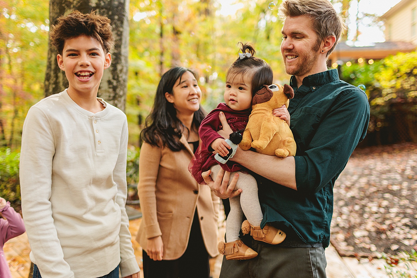 Family Photographer - Barbara + Gordon // Large Group Family Photos
