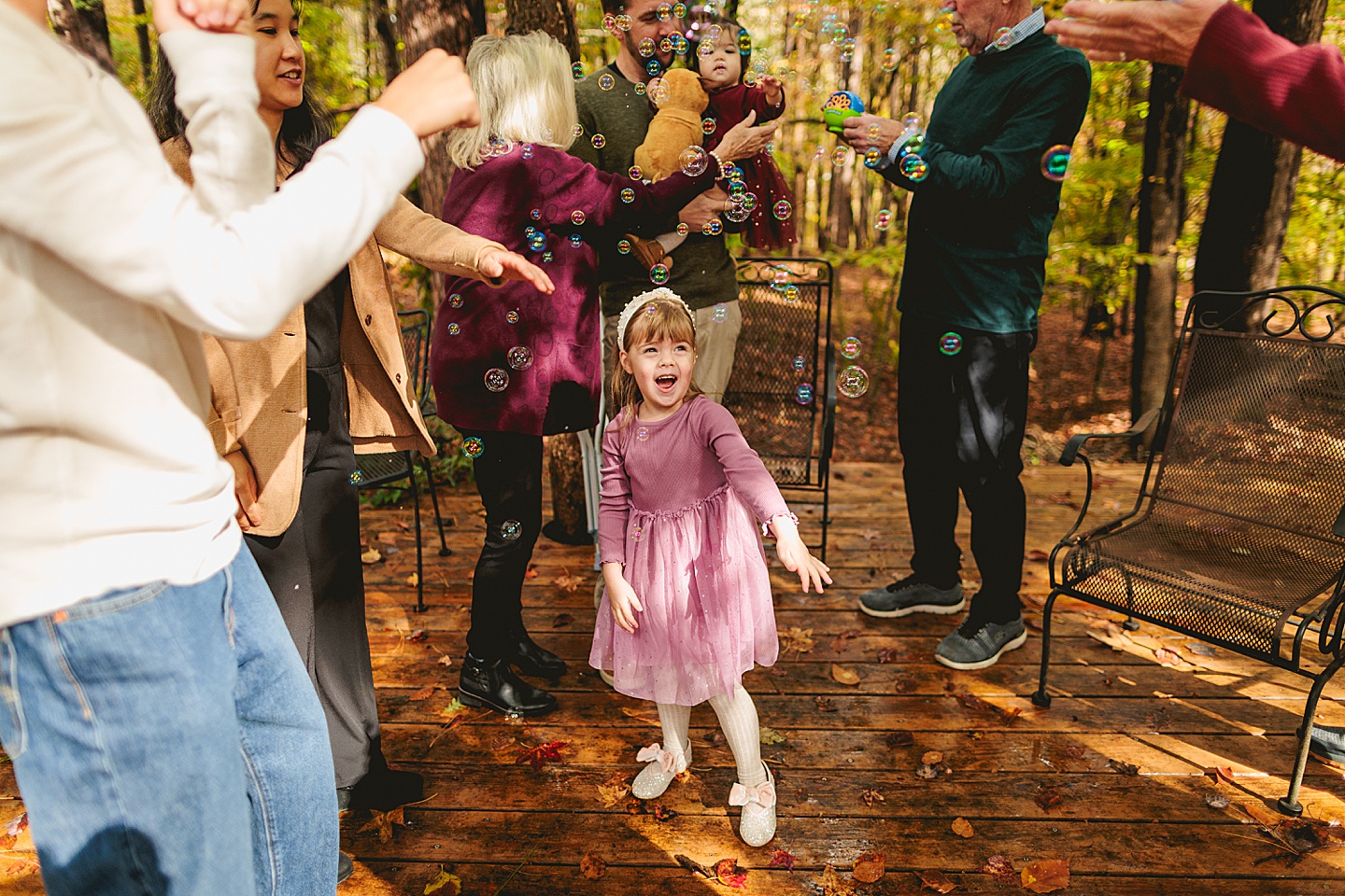 Family Photographer - Barbara + Gordon // Large Group Family Photos