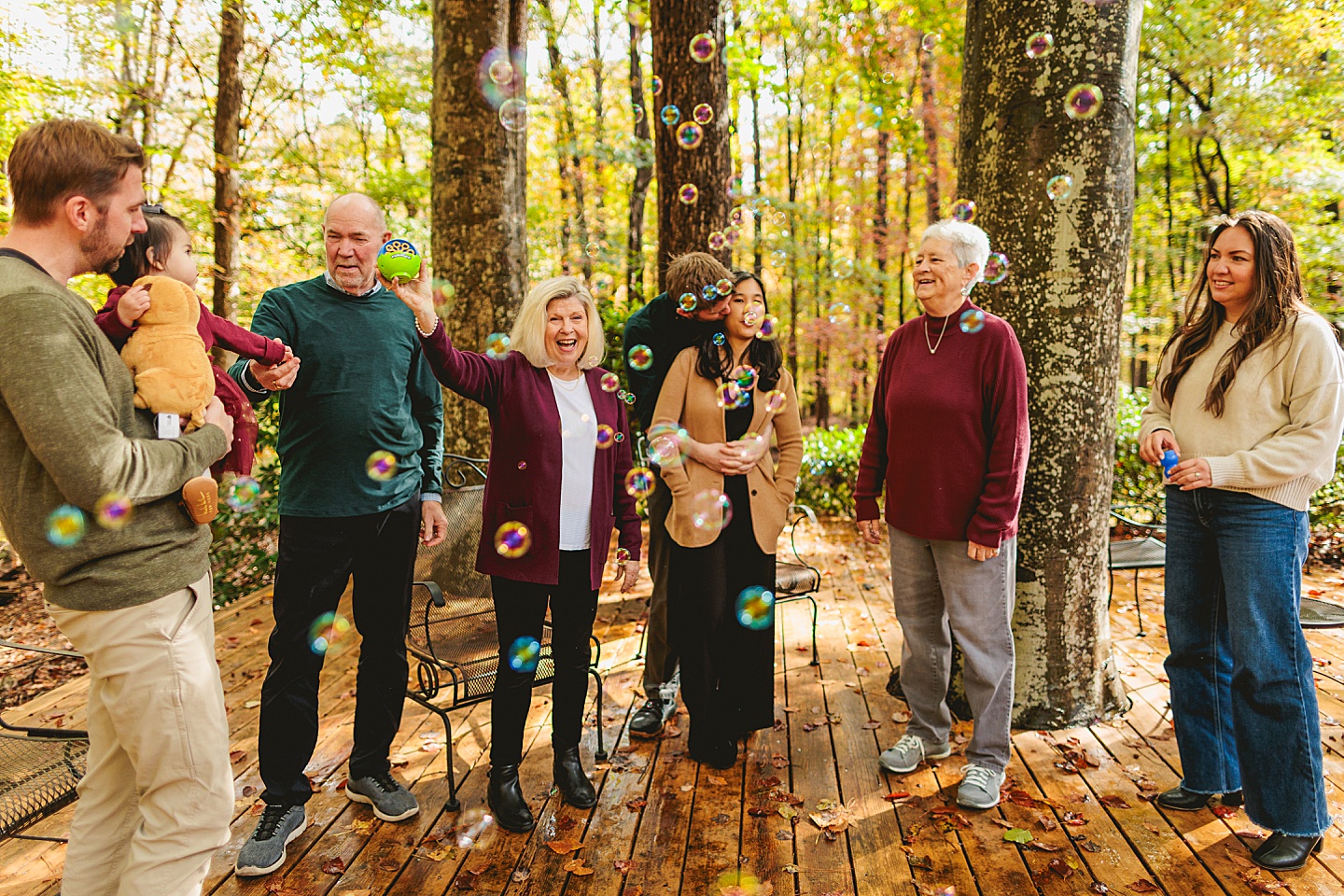 Family Photographer - Barbara + Gordon // Large Group Family Photos