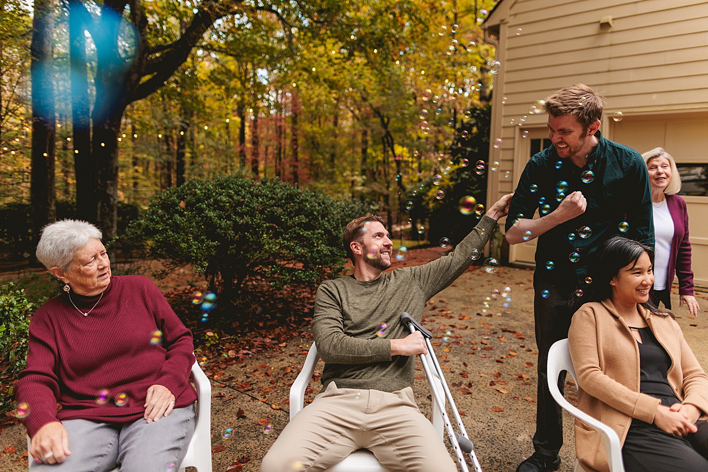 Family Photographer - Barbara + Gordon // Large Group Family Photos