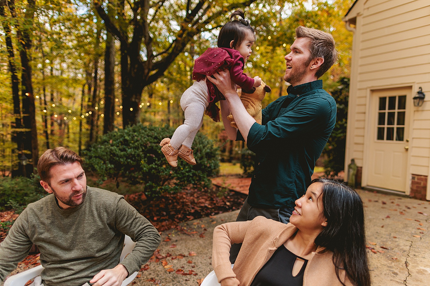 Family Photographer - Barbara + Gordon // Large Group Family Photos