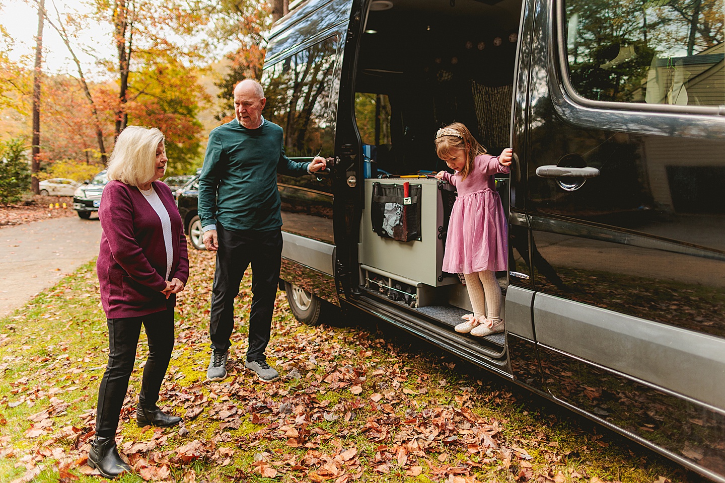 Family Photographer - Barbara + Gordon // Large Group Family Photos