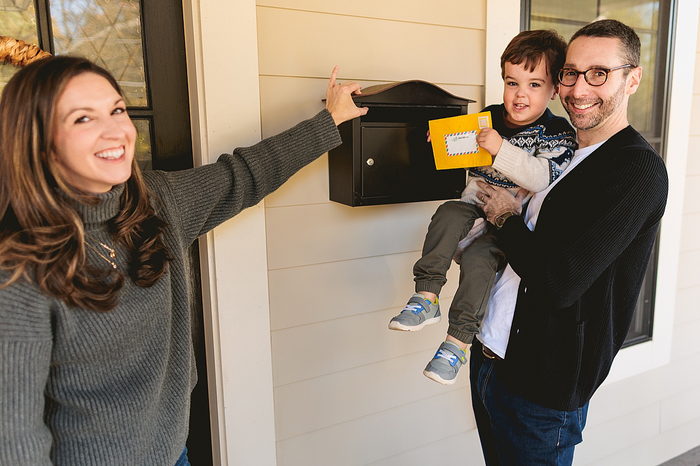 Family Photographer - Aleigh + Joe // Durham Family Photos
