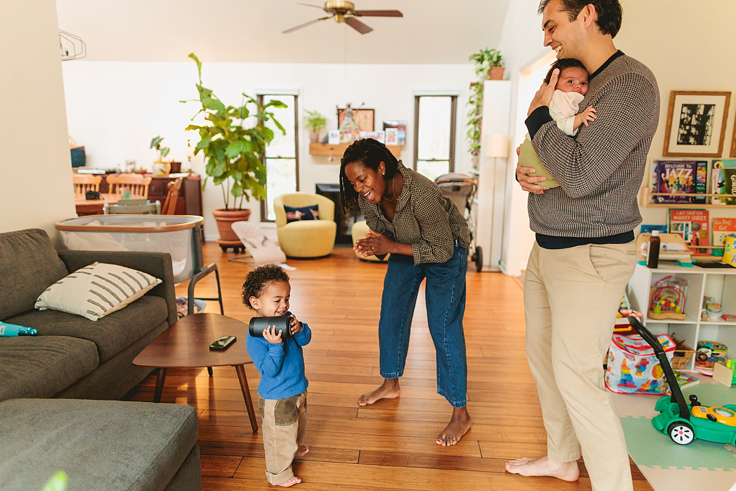 Family Photographer - Alex + Danielle // At-Home Family Photos