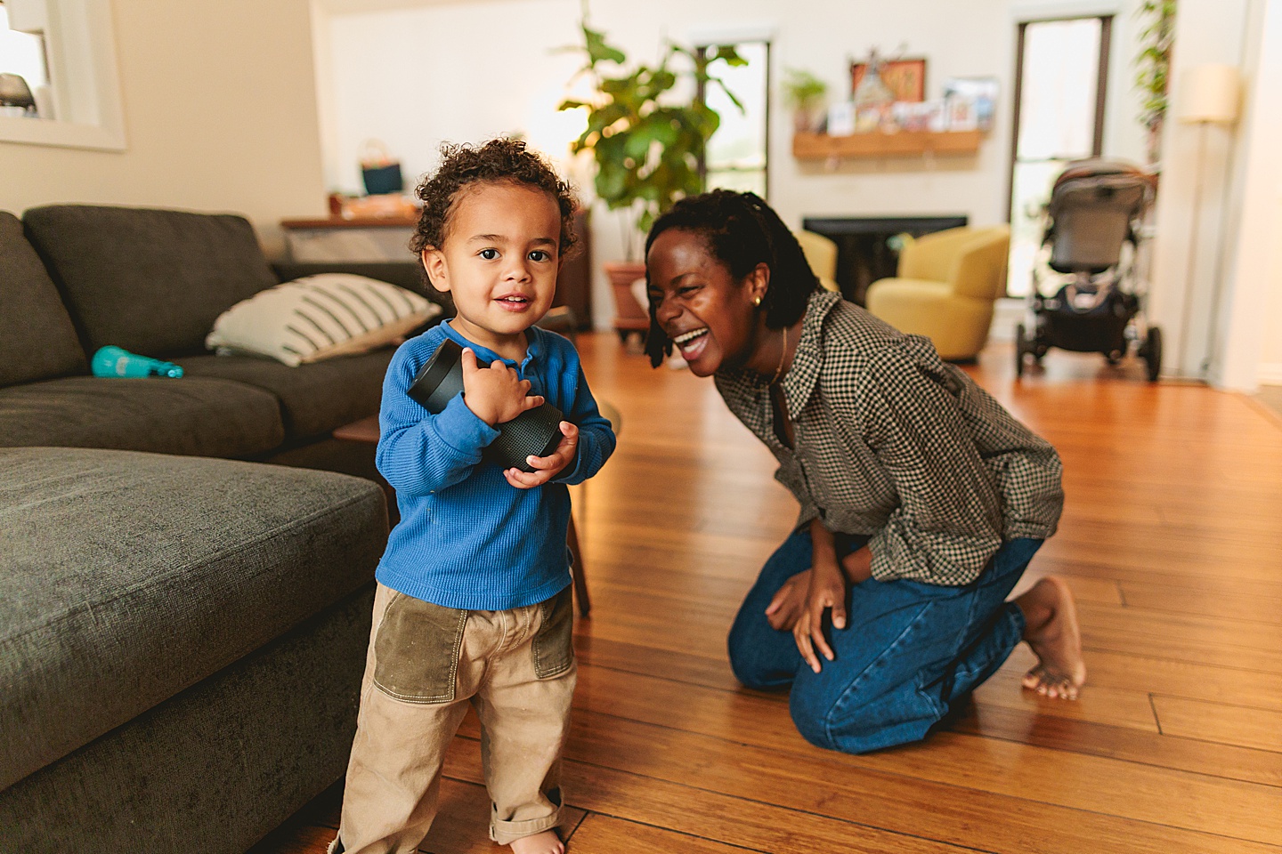 Family Photographer - Alex + Danielle // At-Home Family Photos