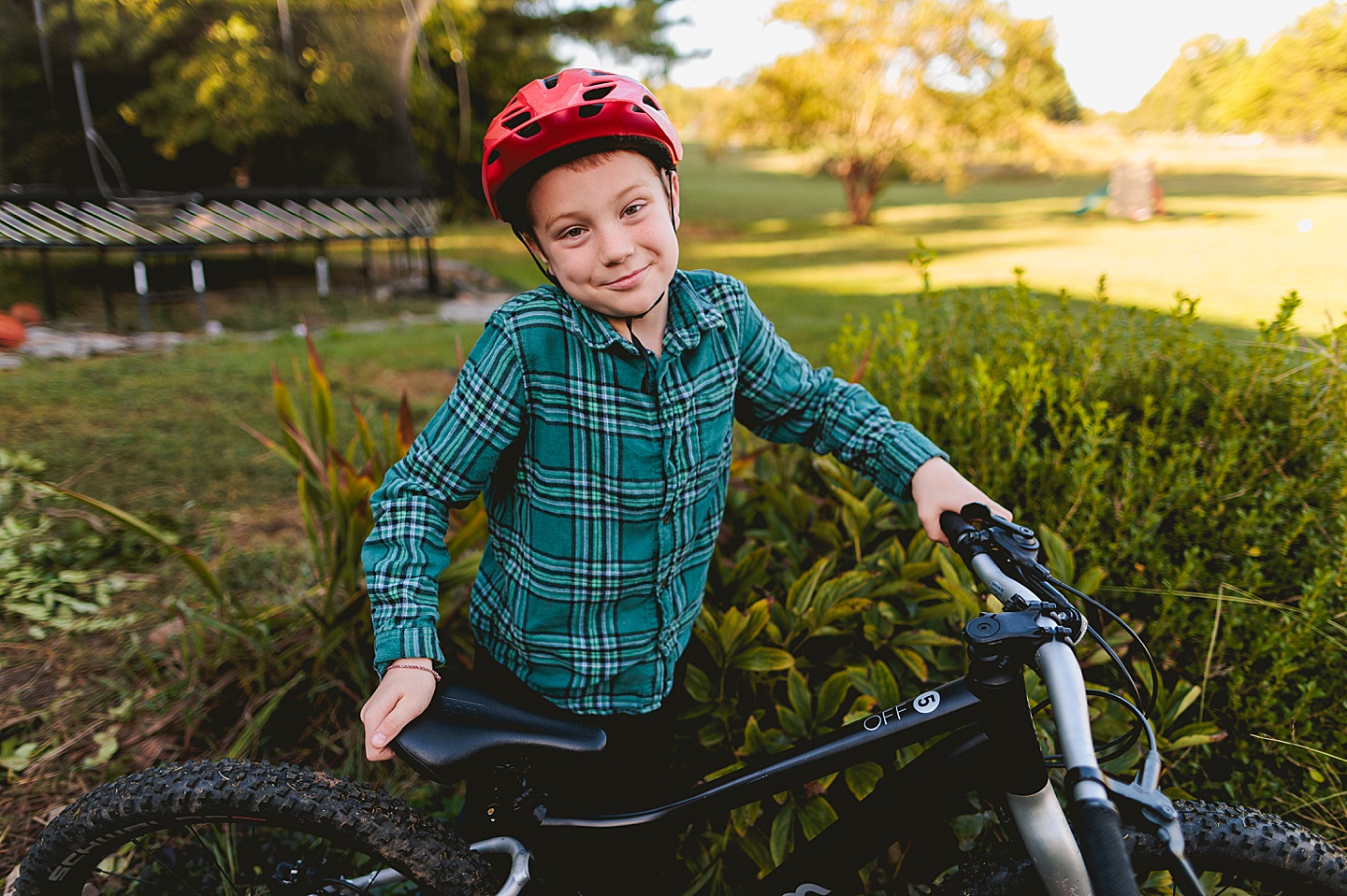 Family Photographer - Allison + Nathaniel // At Home Family Photo Session