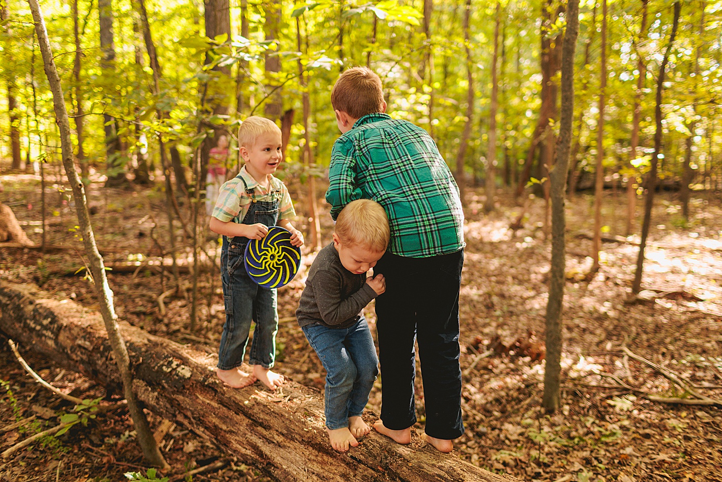 Family Photographer - Allison + Nathaniel // At Home Family Photo Session