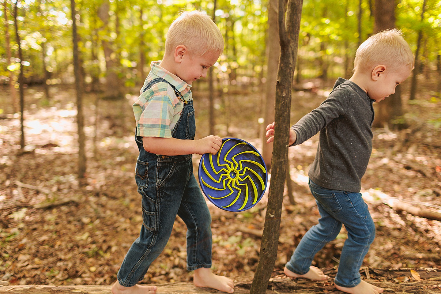 Family Photographer - Allison + Nathaniel // At Home Family Photo Session