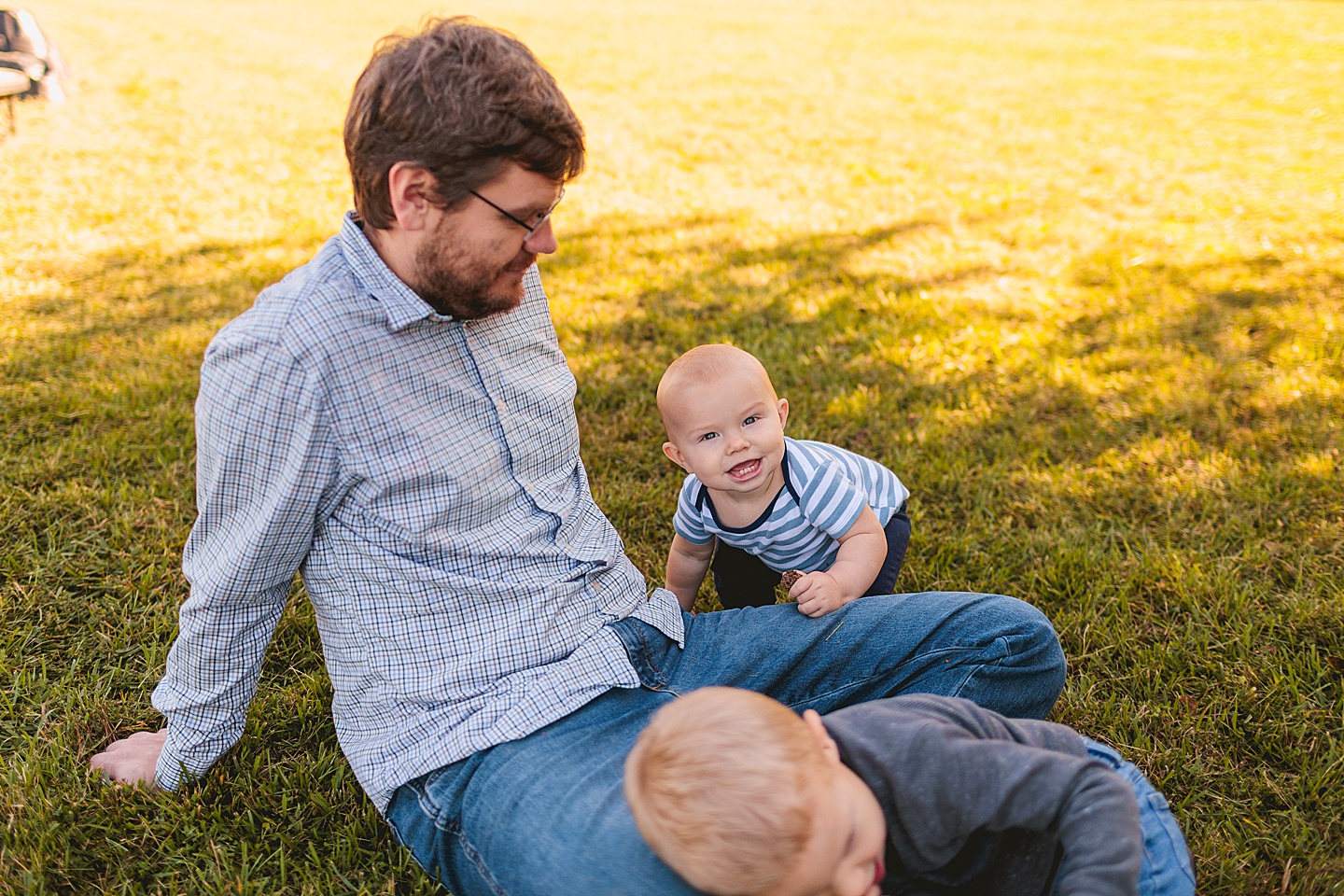 Family Photographer - Allison + Nathaniel // At Home Family Photo Session