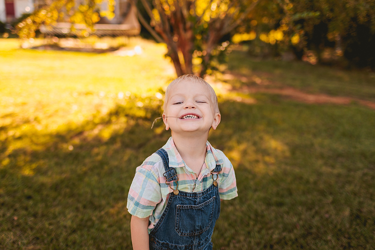 Family Photographer - Allison + Nathaniel // At Home Family Photo Session